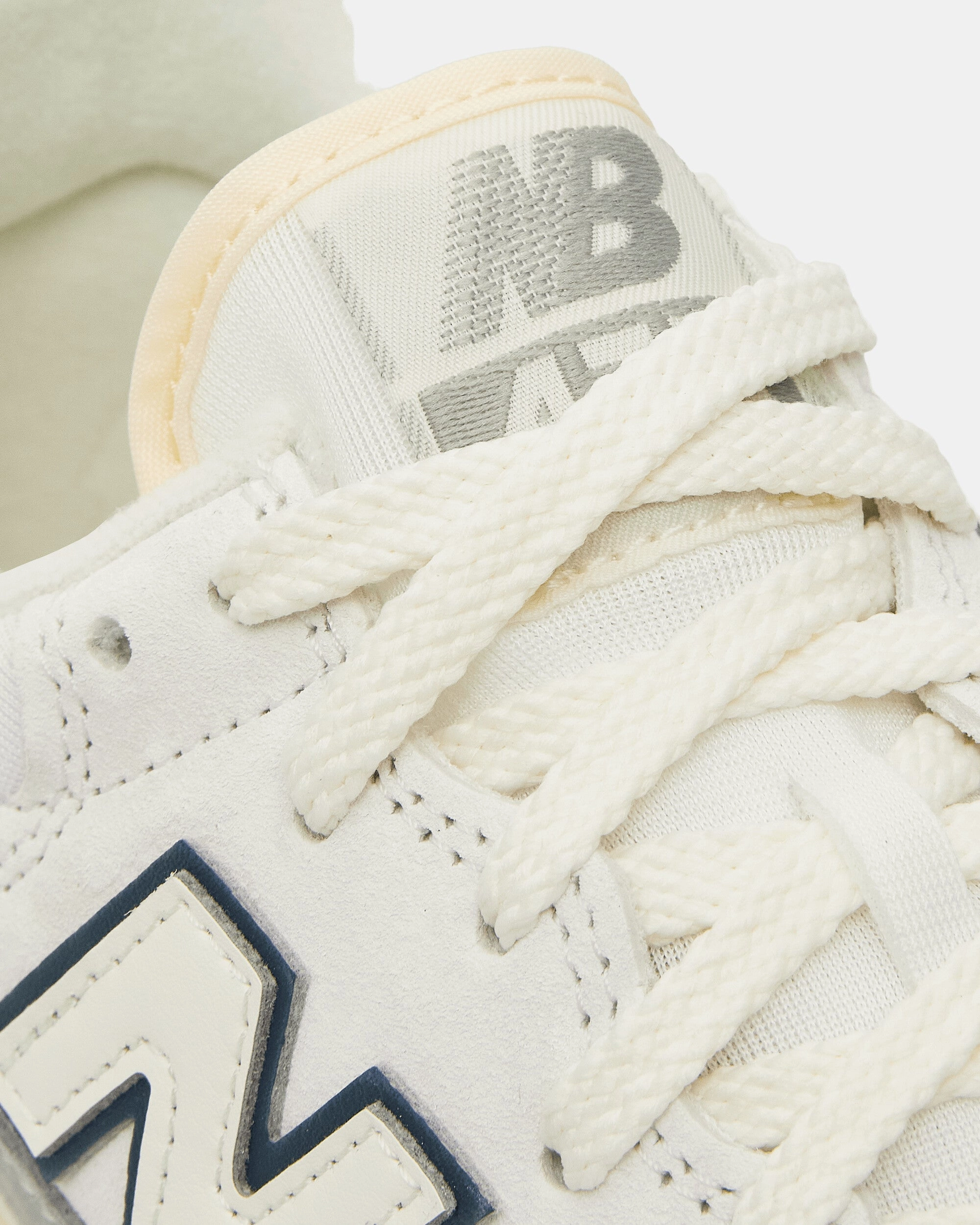 475 Sneakers Reflection / White / Slate Grey