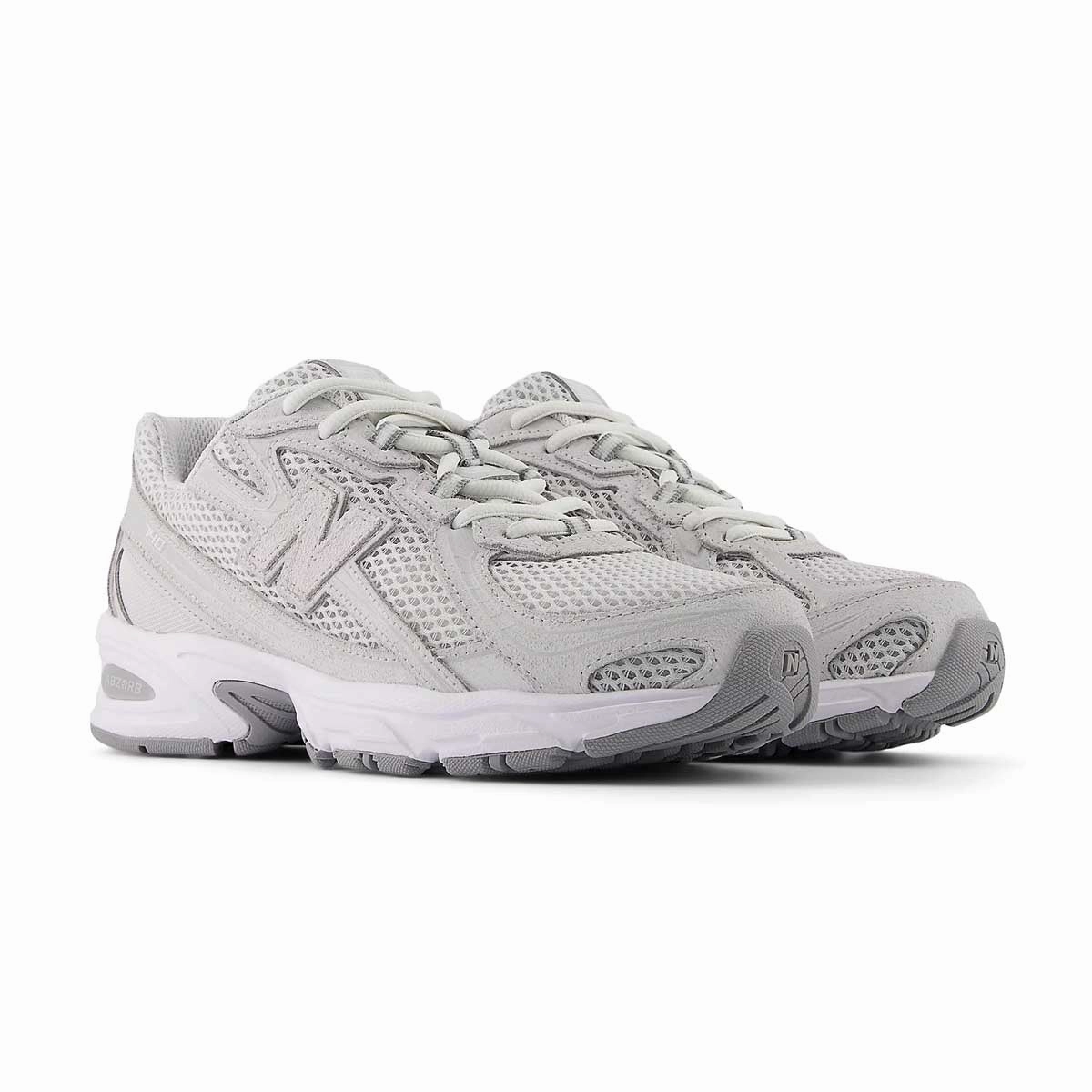 740 'Grey Reflection Slate Grey'
