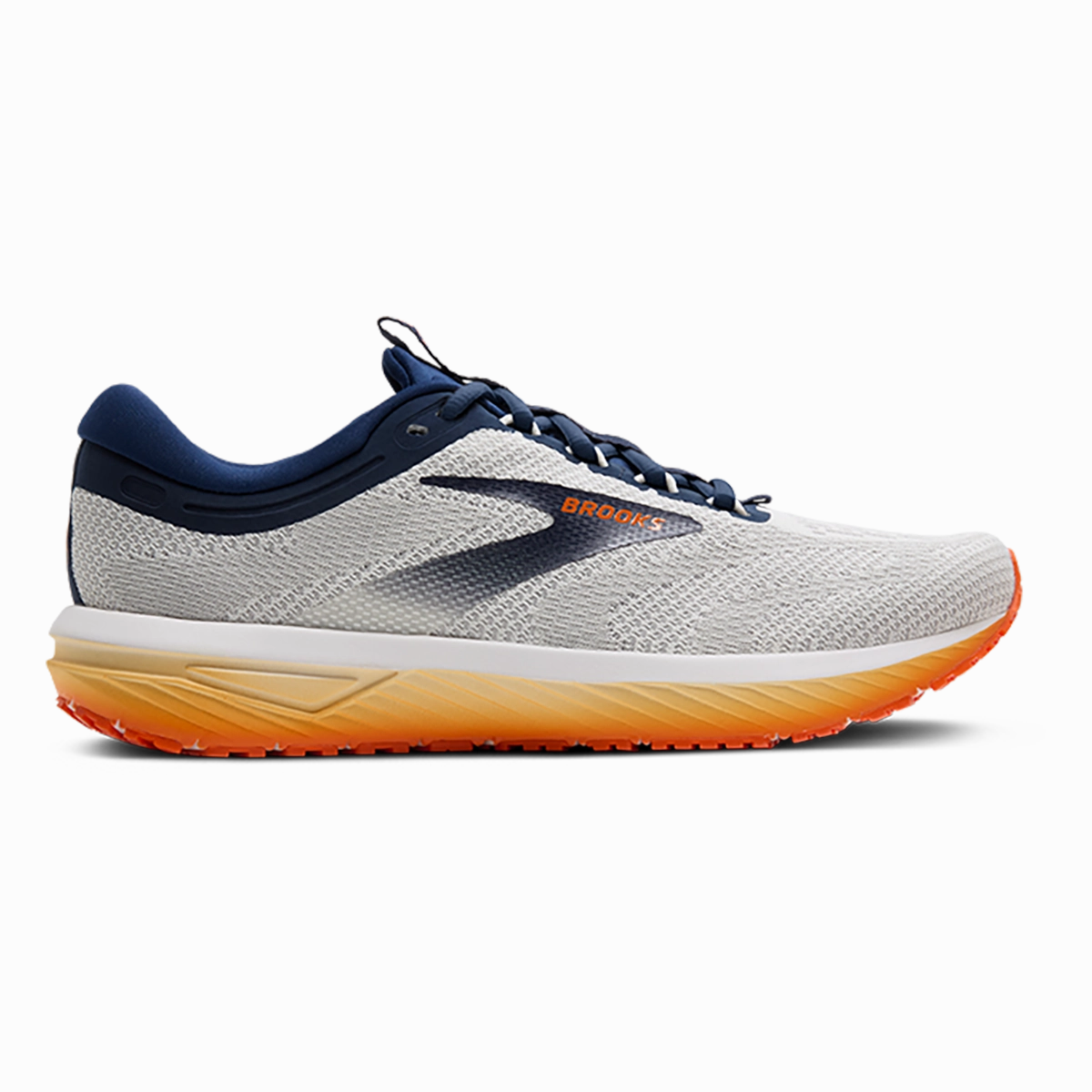 Brooks Revel 7