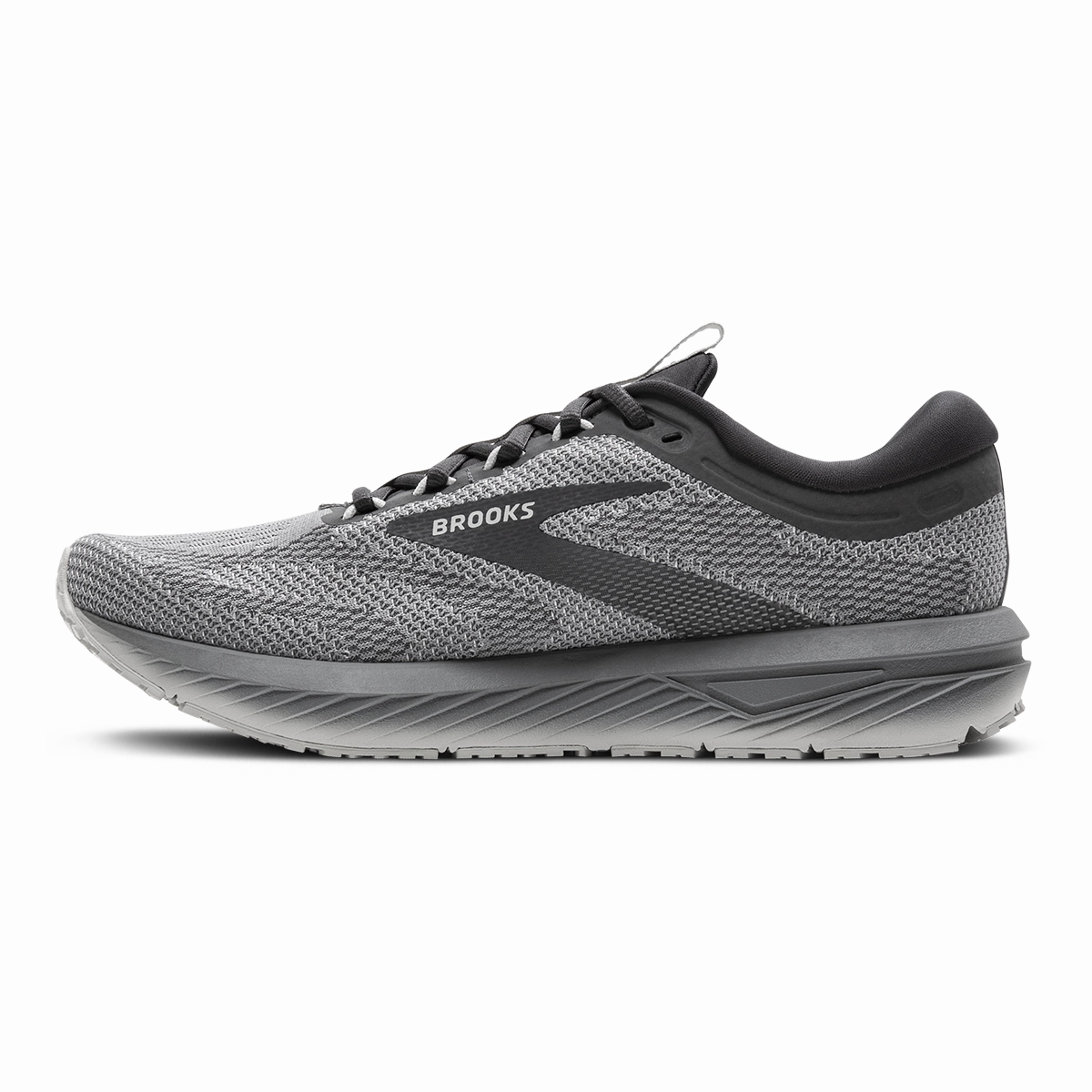 Brooks Revel 7