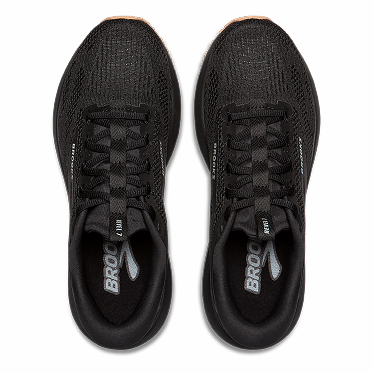 Brooks Revel 7