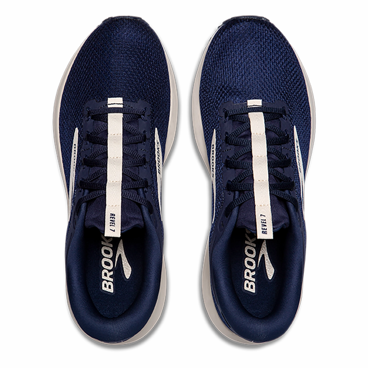 Brooks Revel 7