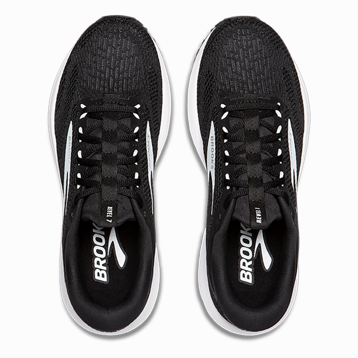 Brooks Revel 7