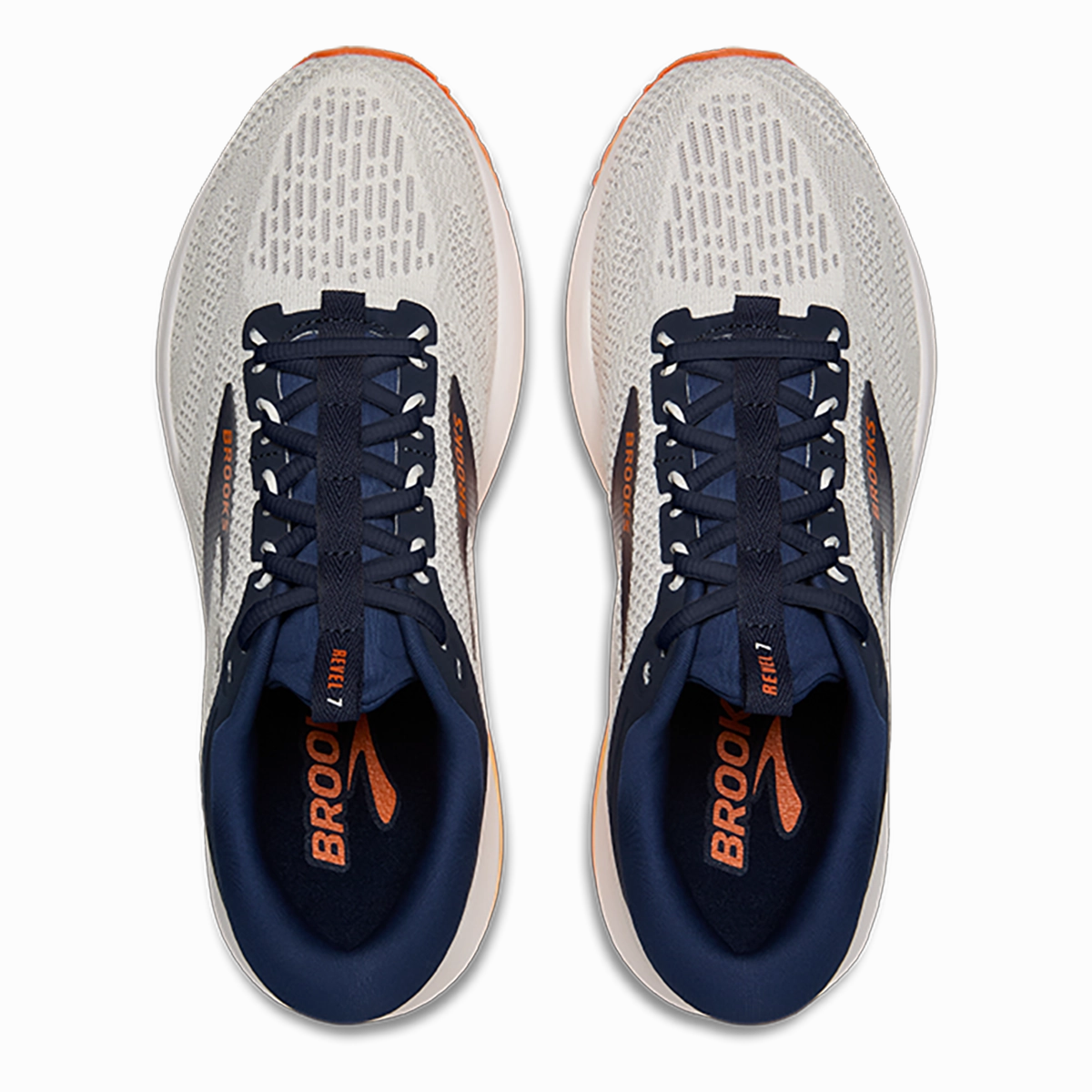Brooks Revel 7