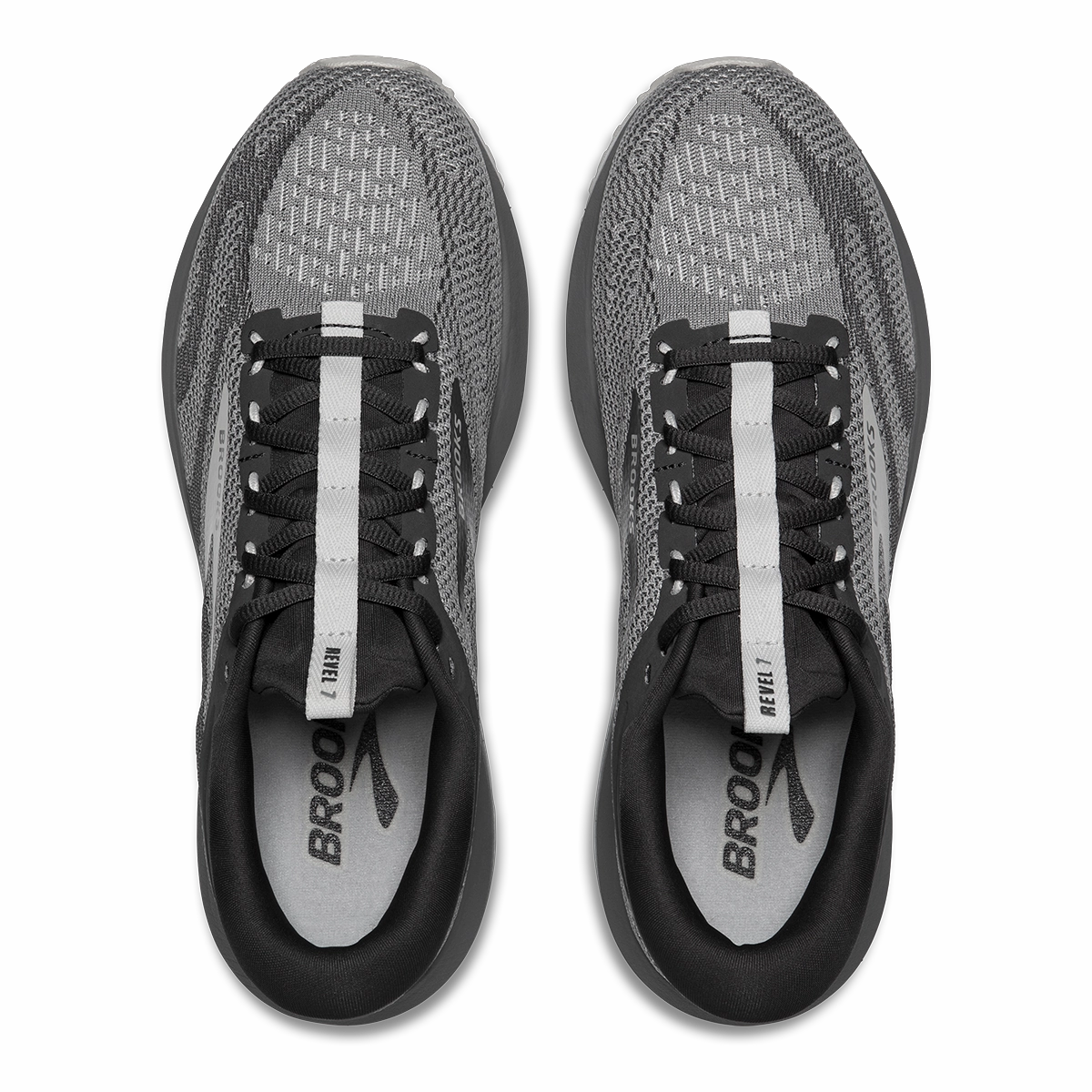 Brooks Revel 7