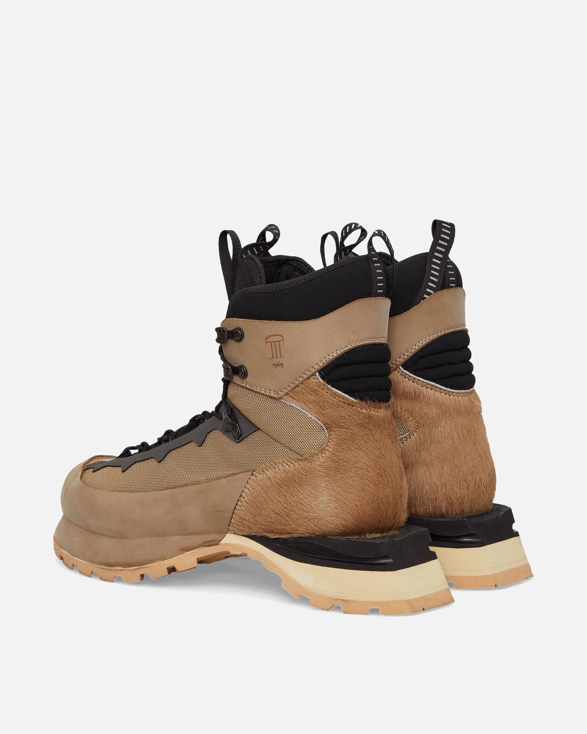 Carbonaz Boots Desert