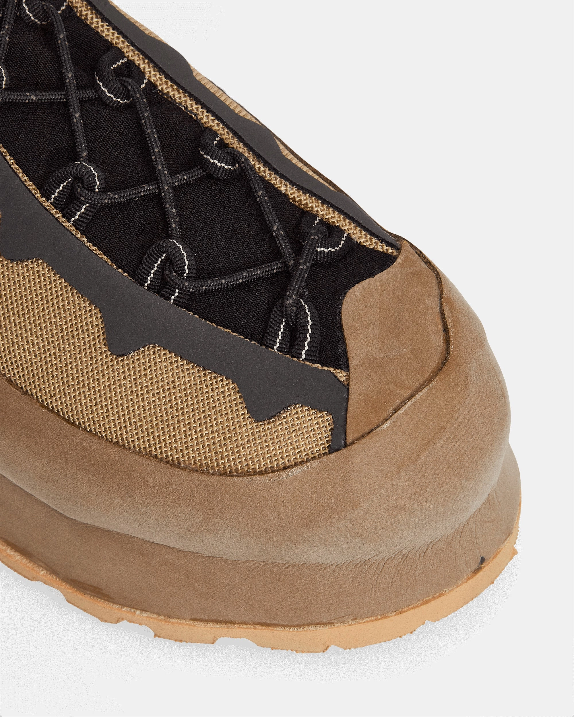 Carbonaz Boots Desert