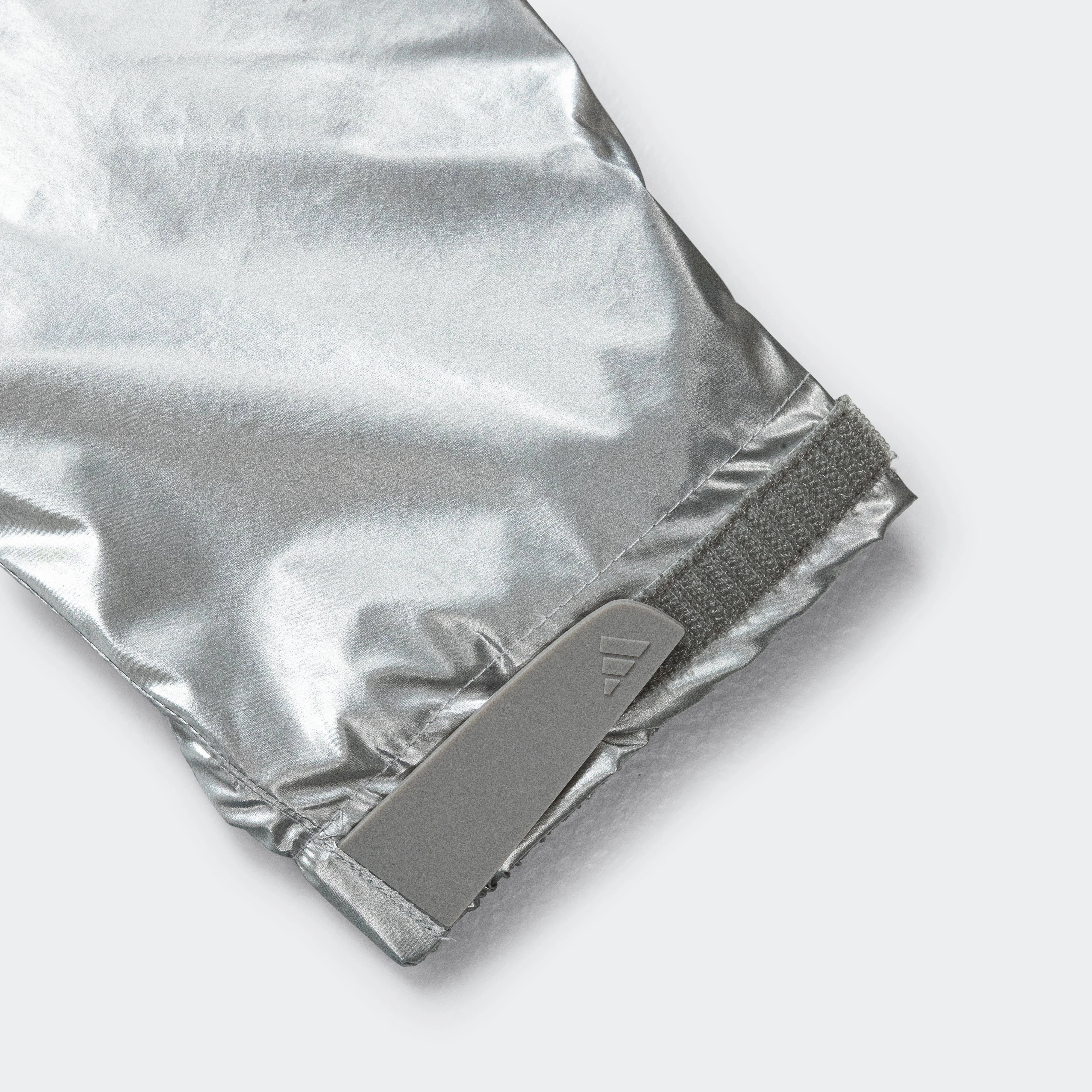 EQT Windbreaker - Silver Metallic