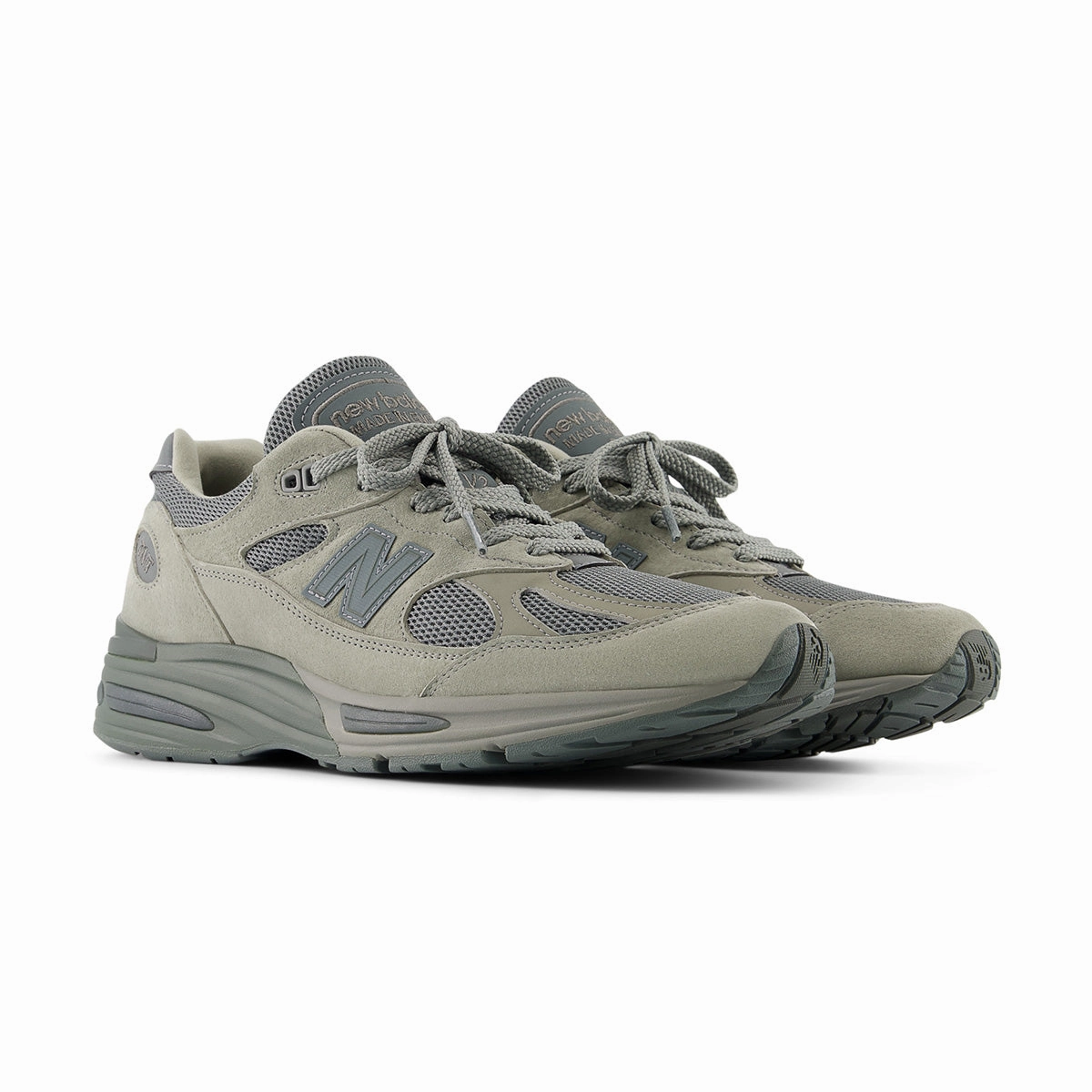 in UK   thisisneverthat 991v2 'Grey'