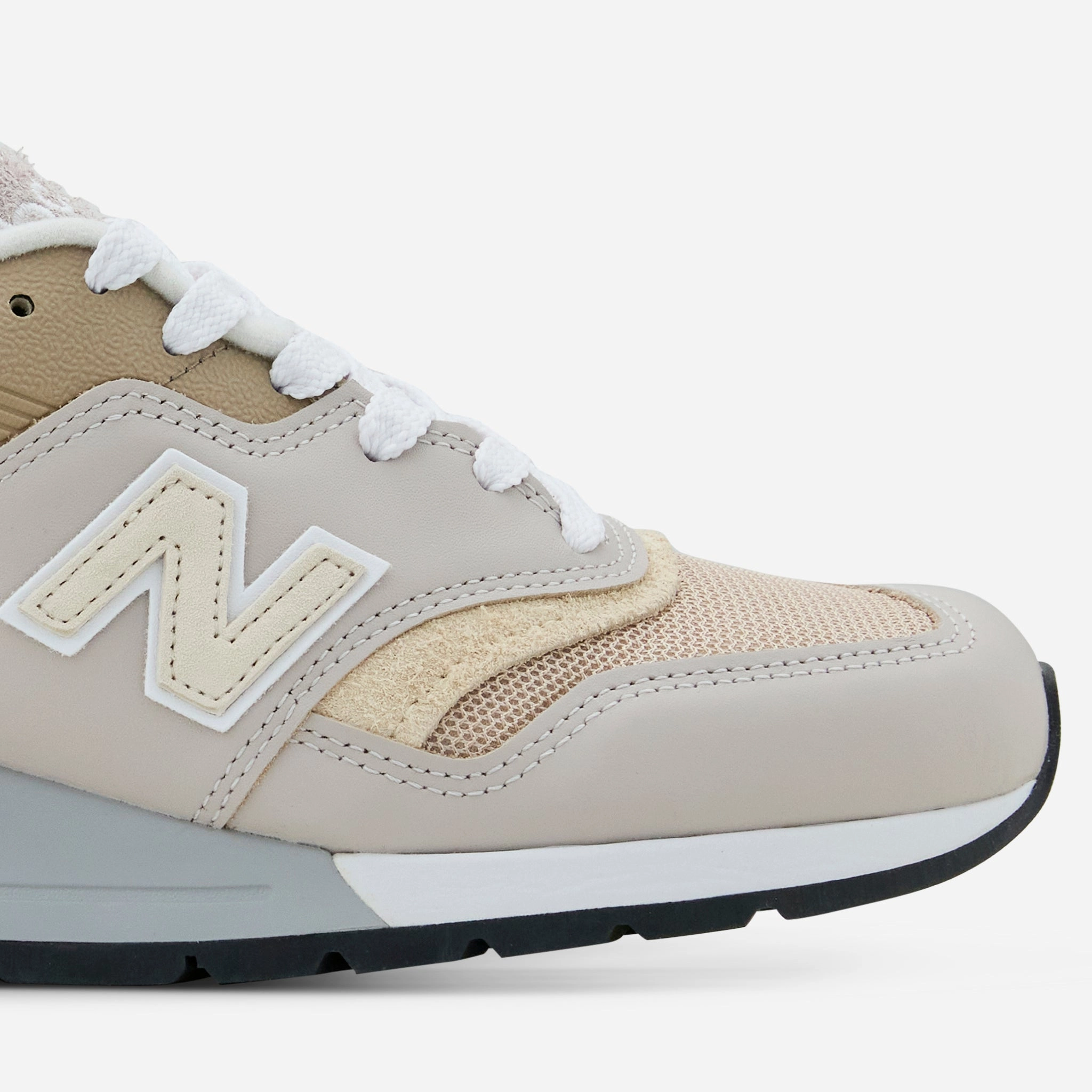 Made in USA 997 Moonrock | Driftwood