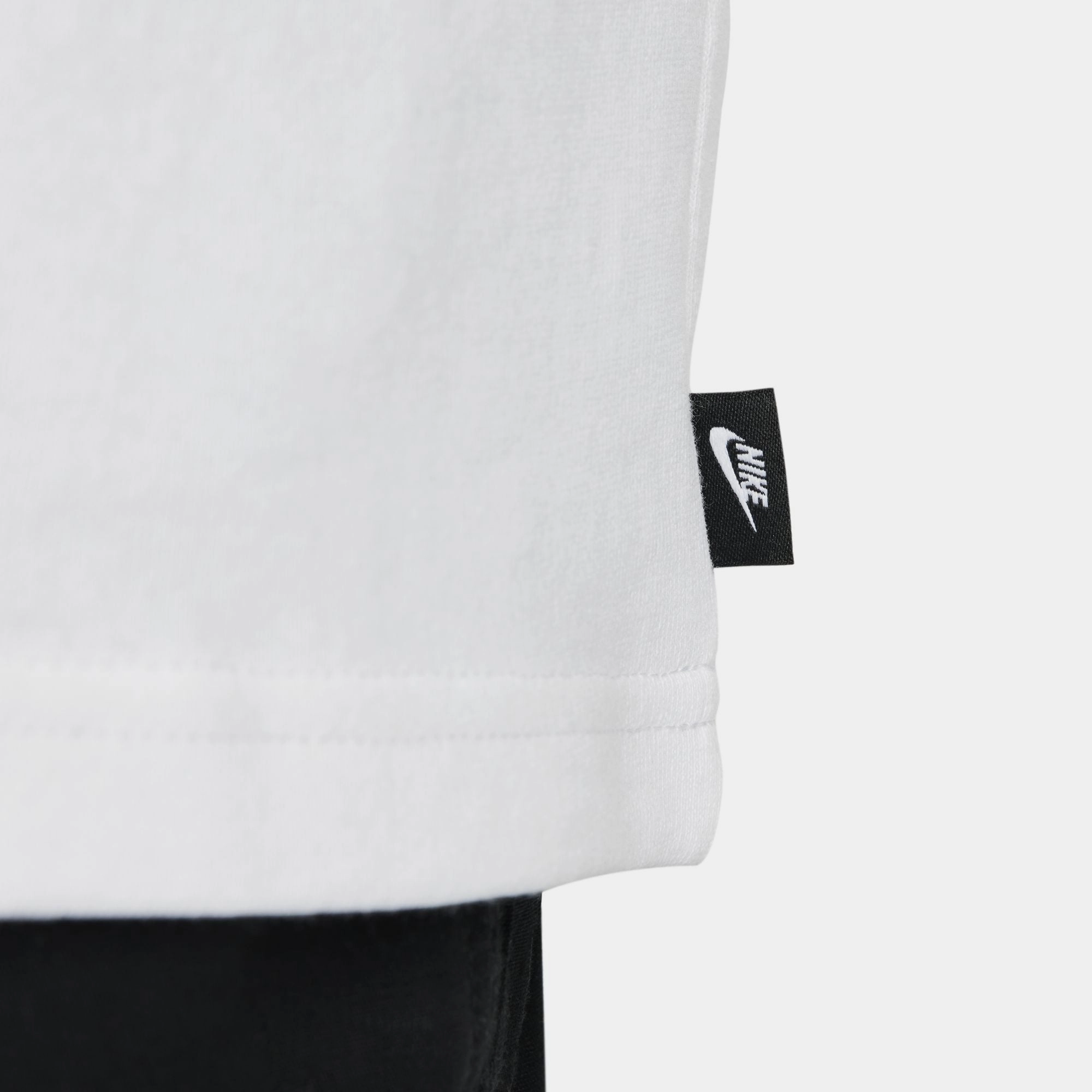 Nike Sportswear Premium Essentials T-Shirt White / White
