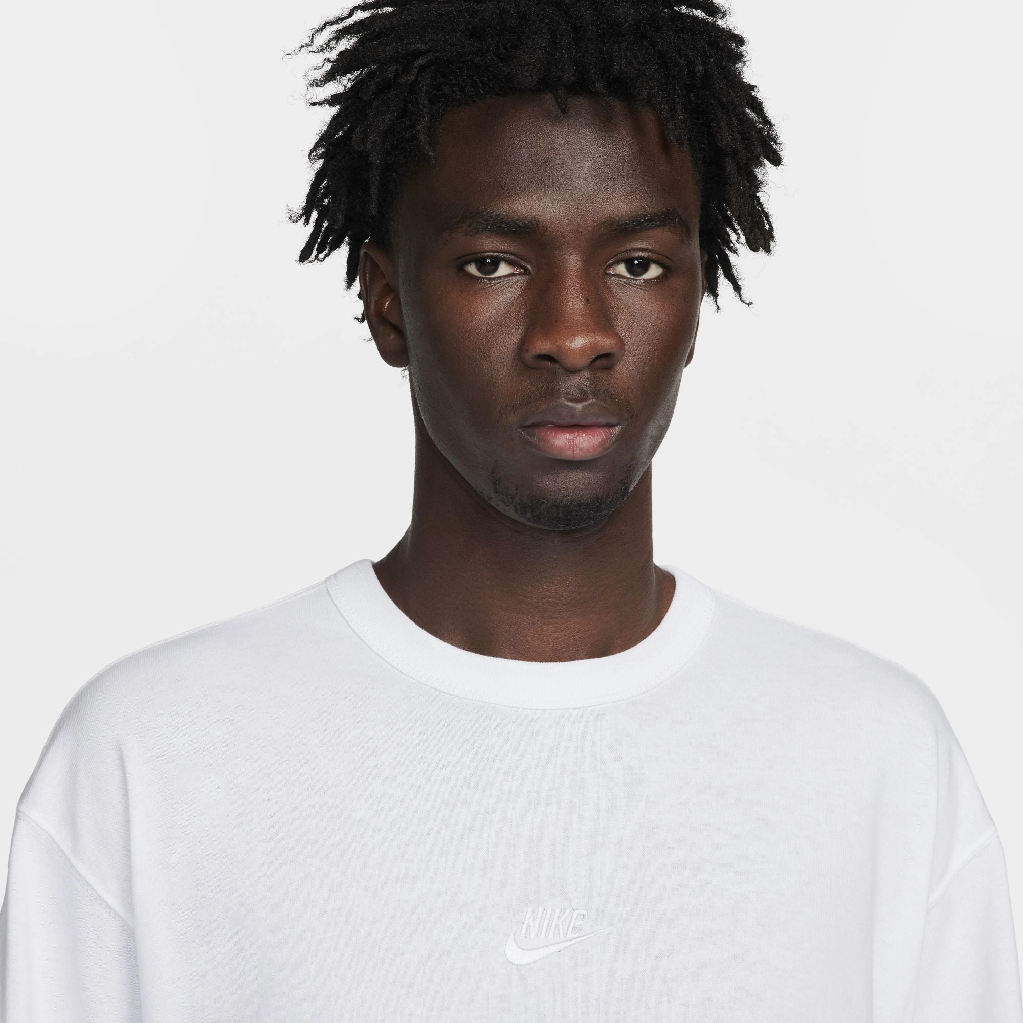 Nike Sportswear Premium Essentials T-Shirt White / White