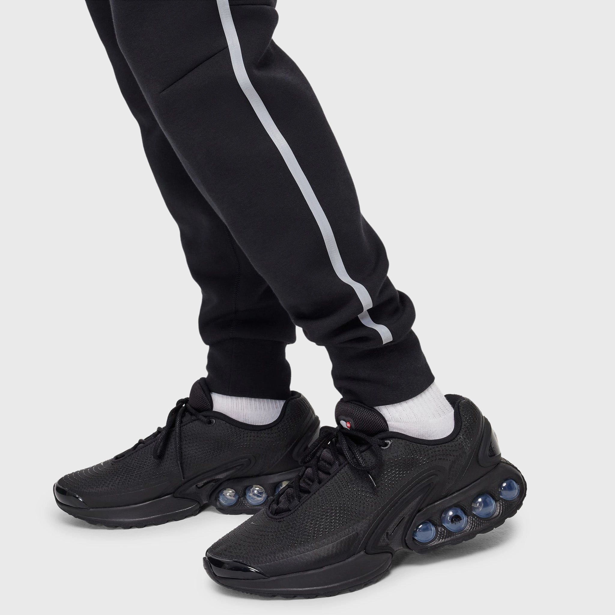 Nike Sportswear Tech Fleece Jogger Black / Bemis Silver