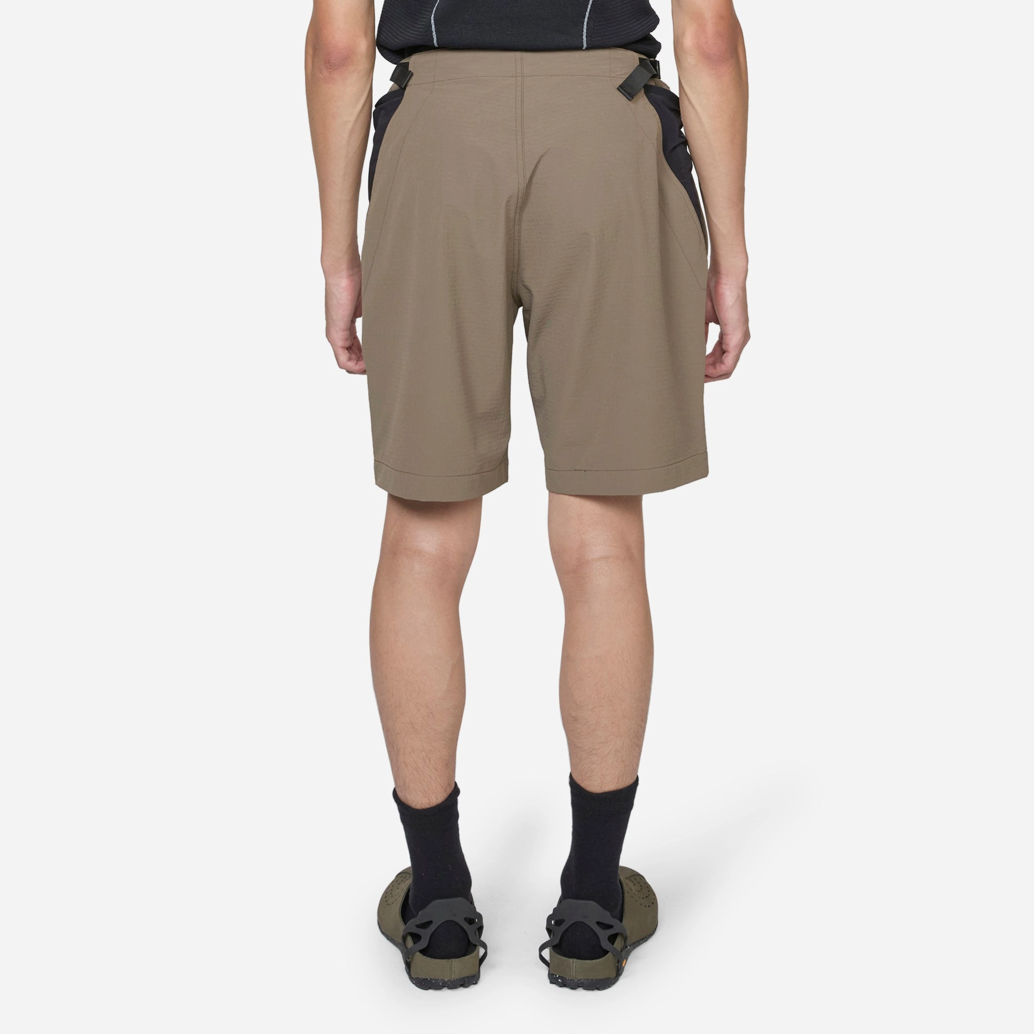Sturdy Hiking Shorts Olive