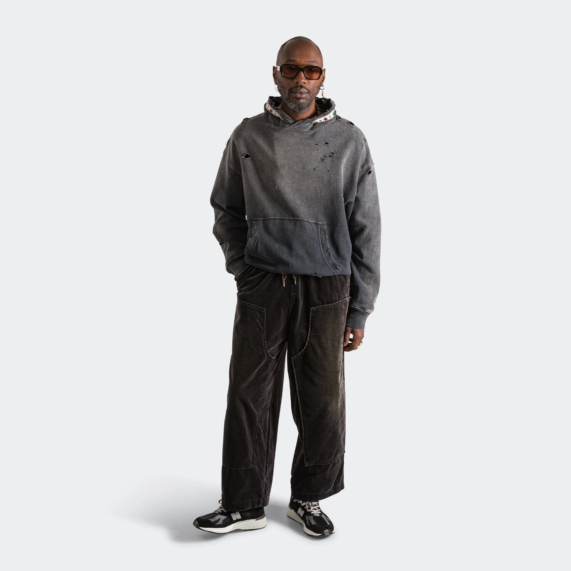 SWT Knit THRILLER Damaged Hoodie (STUDS) - Black