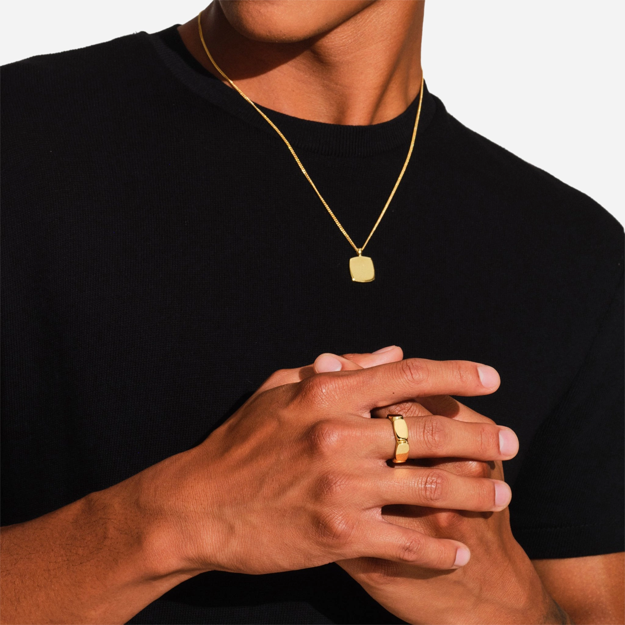 Umi Pendant Gold