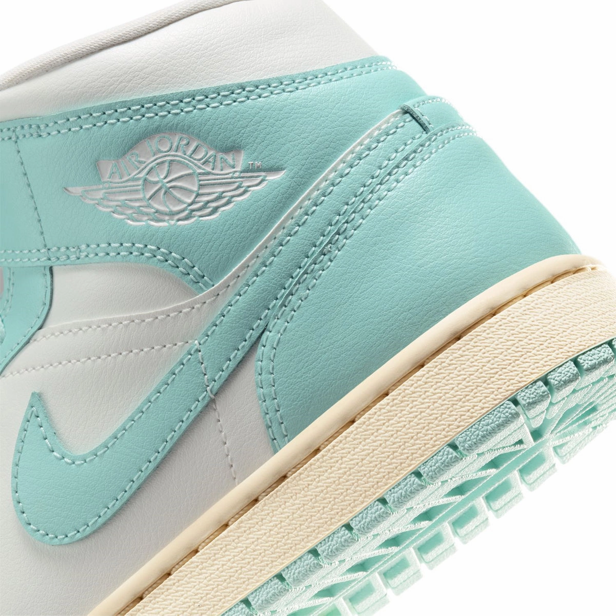 Wmns Air Jordan 1 Mid 'Light Dew Muslin'