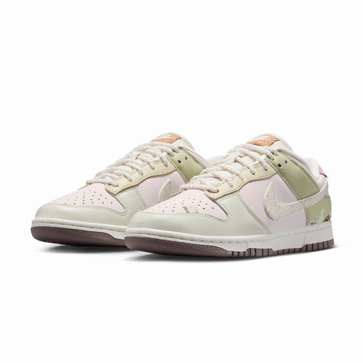 Wmns Dunk Low LX 'Mushroom'