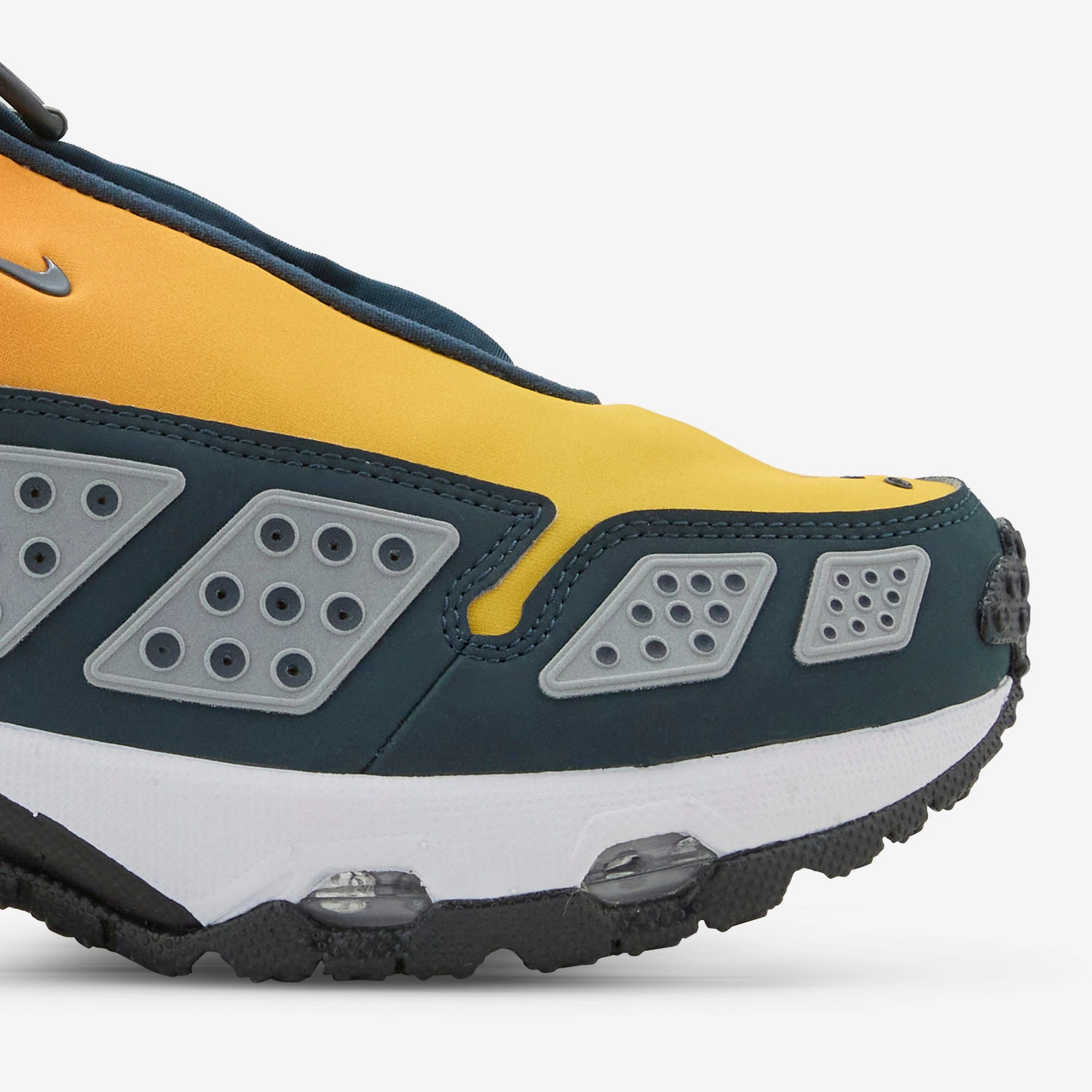 Women's Air Max SNDR Canyon Gold | Deep Ocean | Light Smoke Grey